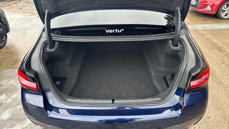 BMW 5 Series 520d xDrive MHT M Sport 4dr Step Auto Diesel Saloon